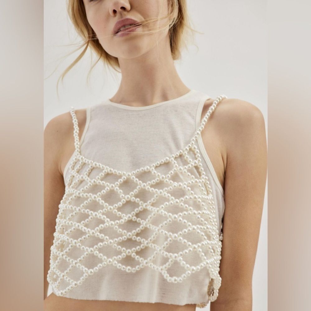 Urban Outfitters Dolly Ivory White Pearl Cami Crop Top Short Waist Size …